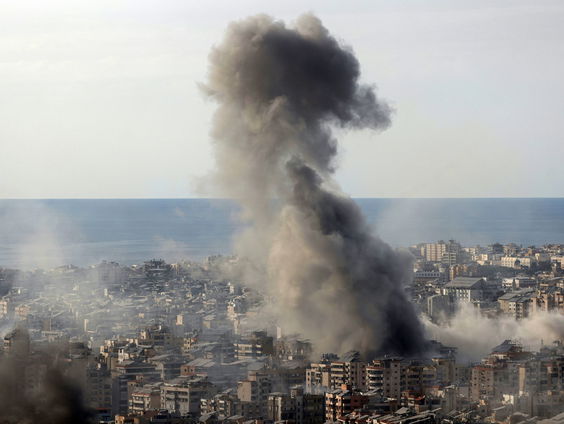 VS wil onvoorwaardelijke overgave Iran