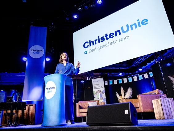 ChristenUnie presenteert nieuwe toekomstvisie: oude wijn in nieuwe zakken?