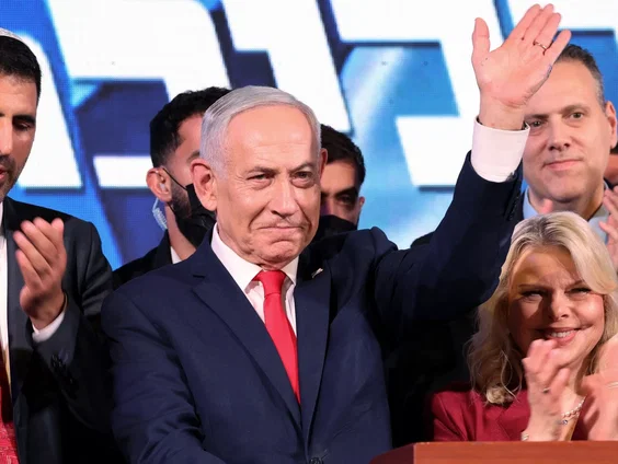 Netanyahu wil na verkiezingen 'sterke, rechtse regering', maar duidelijke winnaar is er nog niet