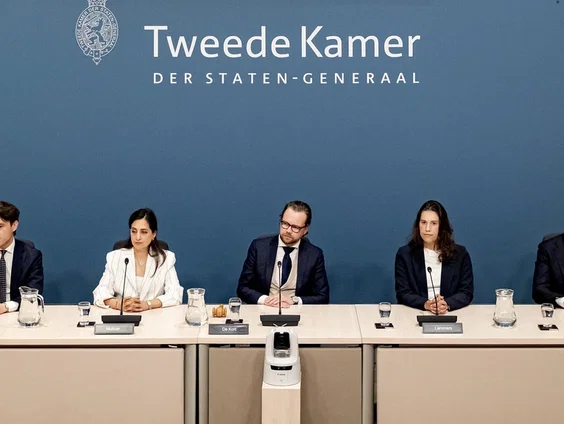 Corona-commissie van start