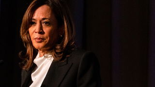 Wat beoogt Kamala Harris met haar memoires te bereiken?