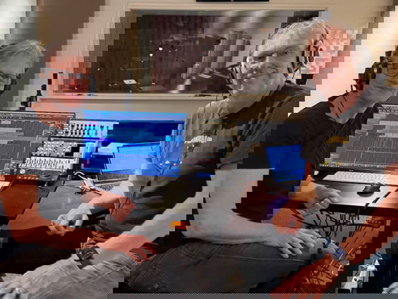 Zo klonk Nederland: achter de schermen bij de podcast