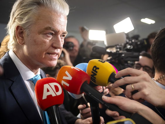 'Een zwarte dag' voor PVV; 7 kamerleden stappen op