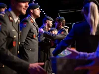 Waarom ontvangen 800 militairen vanmiddag een herinneringsmedaille?