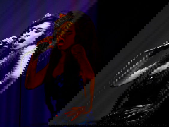 Persoonlijke items Amy Winehouse geveild: zijn alle spullen van sterren geld waard?