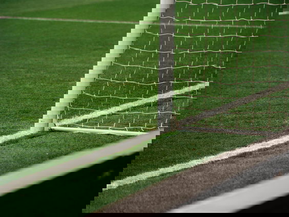 Union-Ajax: Gaat de wedstrijd door op het eerder afgekeurde veld?