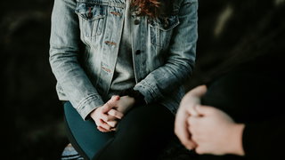 Waarom zou je in relatietherapie gaan zonder je partner?