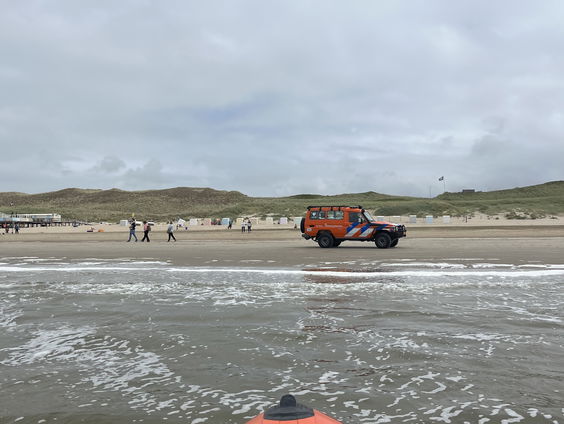 Hoe houdt de reddingsbrigade het strand veilig?