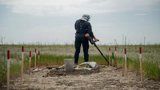 Kunnen één miljoen landmijnen de Finnen beschermen?