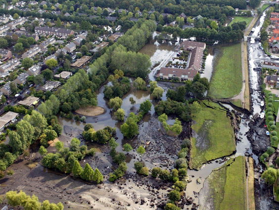Terug naar Toen: Dijk breekt door in Wilnis