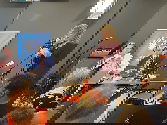 Rijan van Leest brengt een ode aan Moerdijk