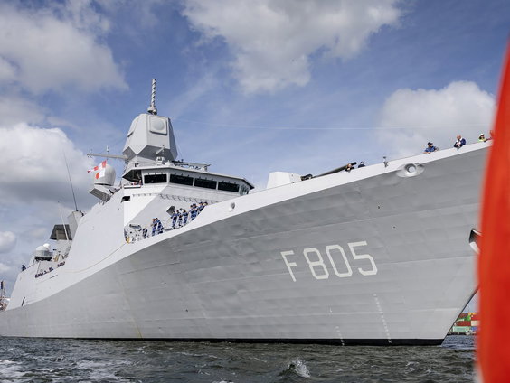 Ruime Kamermeerderheid steunt inzet van Nederlands marineschip Evertsen