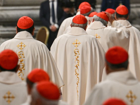 Het politieke gekonkel van het conclaaf