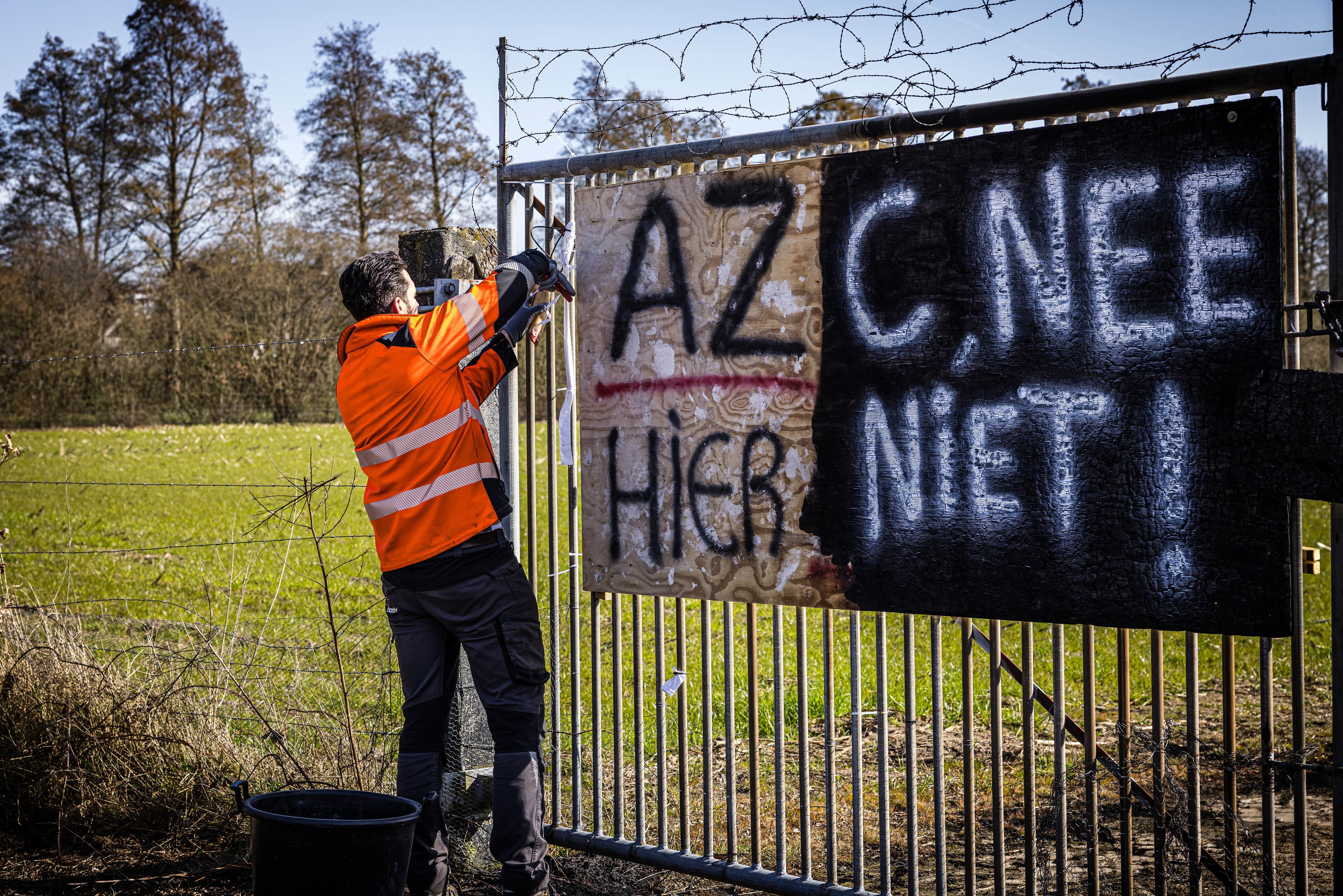 Het verhaal van het AZC in Berlicum, dat er na veel protest toch niet komt