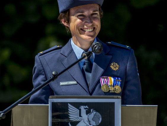 ‘Gewapend met gevoel’: de eerste vrouwelijke luitenant-generaal