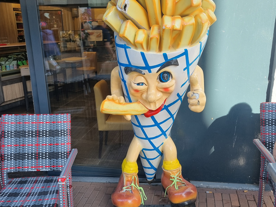 Jan Patat: de lachende frietzak