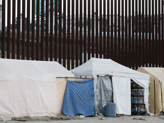 VS start deportaties onder 'Project Aurora'