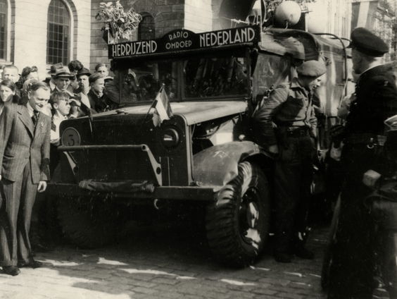 OVT-doc: Herrijzend Nederland. Radio in oorlogstijd