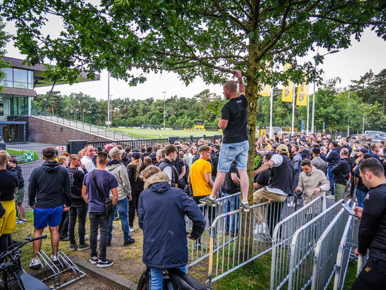 Is Vitesse officieel gered door deal van Franke en Parry?