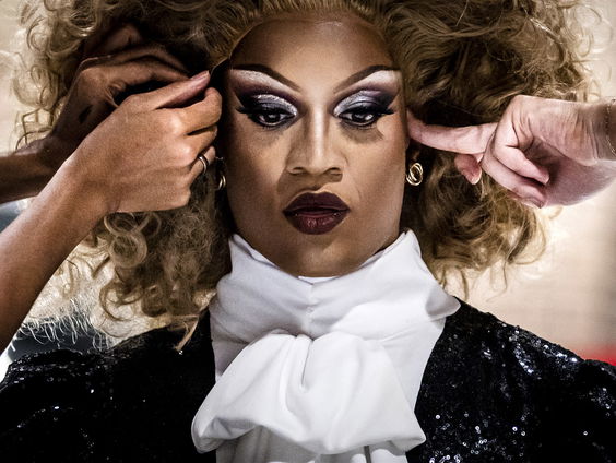 Tentoonstelling over de geschiedenis van drag in Frans Hals Museum