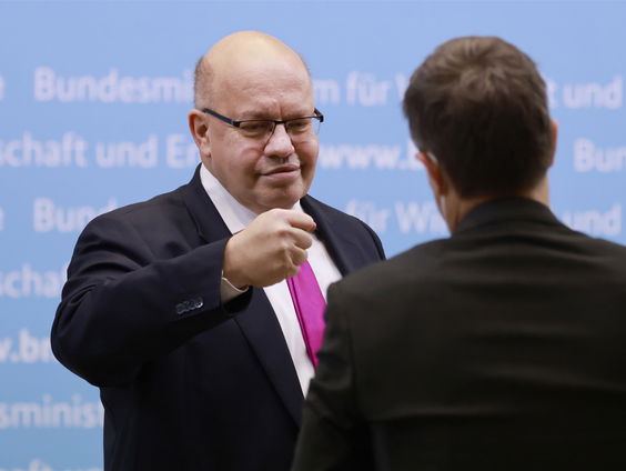 Oud-Duits minister over de nieuwe wind in Berlijn