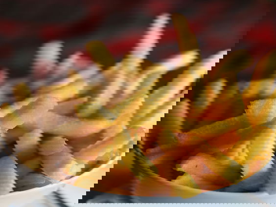 Brabantse frietbakkers Franky en Coen krijgen documentaire over hun reizen naar Oekraïne: Patatje Oorlog