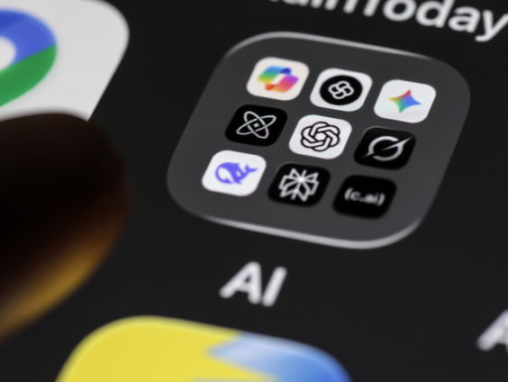 Hoe zouden we moeten omgaan met super-AI?