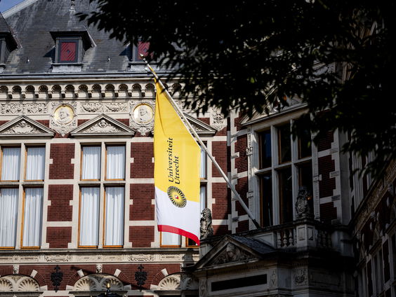 Nieuwe leerstoel Intergenerationele Impact van Slavernij en Kolonialisme bekleed door Esther Captain