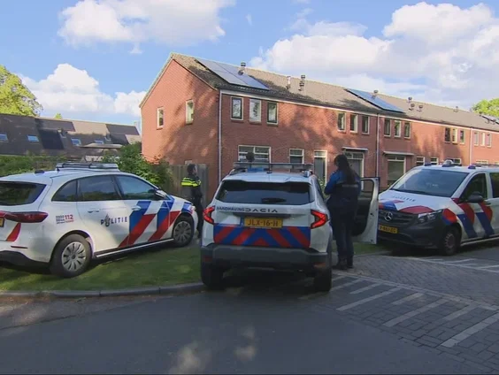 Twee vrouwen aangehouden voor kindermishandeling Stadskanaal; hoe kan er sneller gehandeld worden?