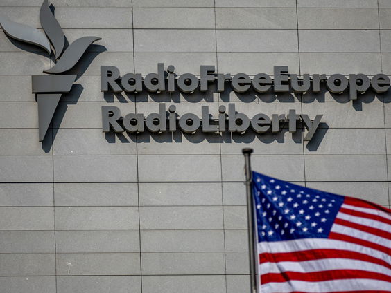 Het historische en actuele nut van Radio Free Europe