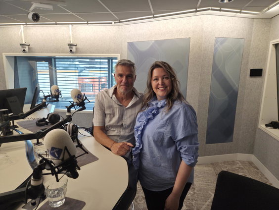 Viggo Waas en Iris van Heesch over prikkelarme voetbalstadions
