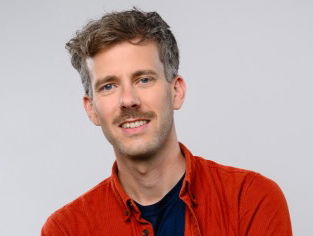 Maarten Dallinga, journalist, podcastmaker, socioloog en schrijver