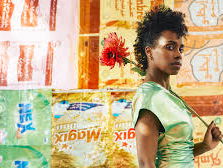 'A Plastic State of Mind' toont sisterhood in tijden van oorlog