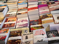 Jongeren houden het graag bij het lezen van een papieren boek