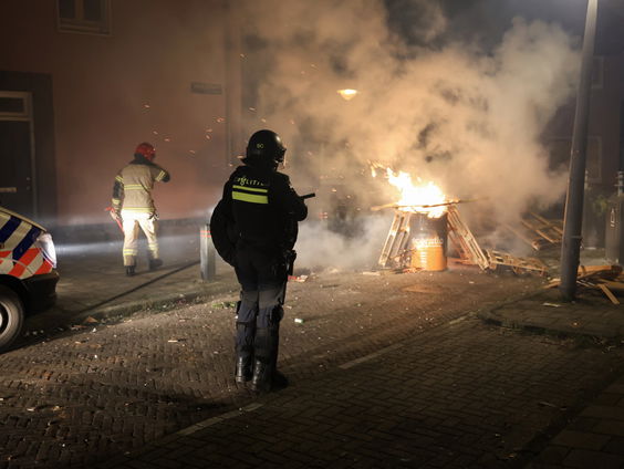 Stand.nl: Oud & Nieuw is een krankzinnig feest geworden