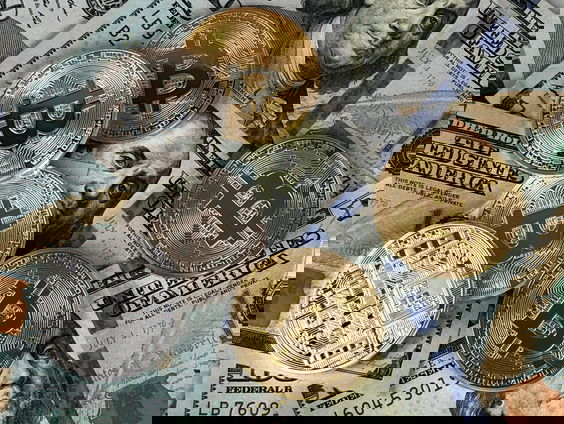 Politie Rotterdam spoort bijna 200 Nederlandse slachtoffers van cryptofraude op