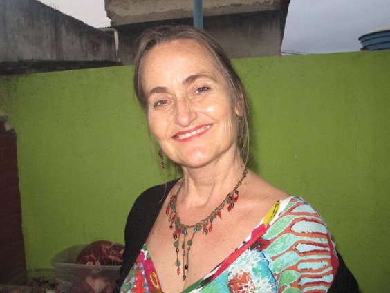 Journalist Wies Ubags schreef een boek over polarisering in haar Braziliaanse woonwijkje