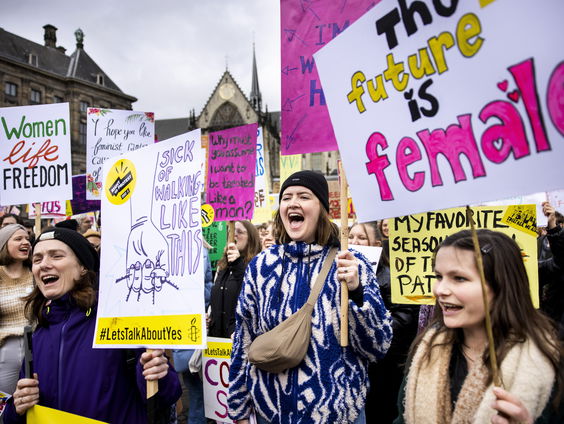 Motie moet forse bezuinigen op vrouwenrechtenorganisaties stoppen