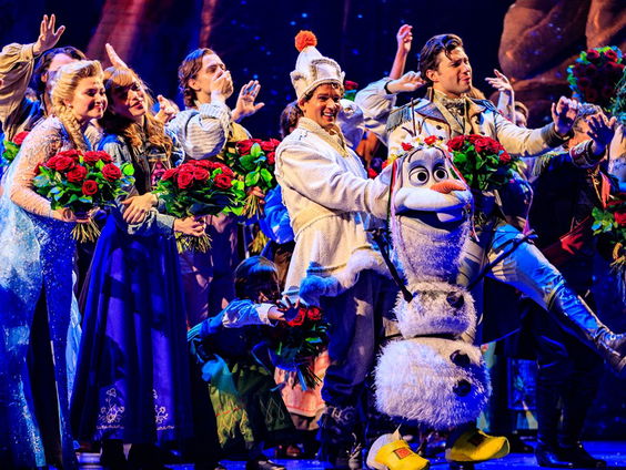 Vajèn van den Bosch speelt Elsa in nieuwe musical Frozen