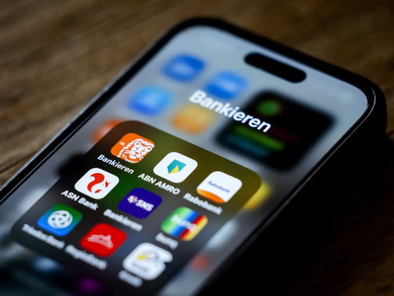 Tweede Kamer stemt voor versoepeling bankiersbonussen