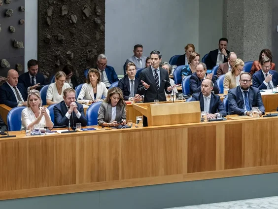 Wat is de kritiek van de Algemene Rekenkamer op de begroting?
