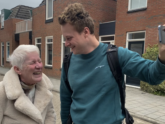 Pieter Busman omarmt wie door de maatschappij is weggezet