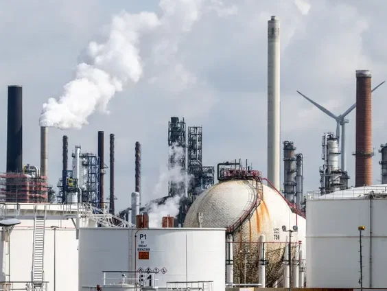 Stand.nl: 'Het is stuitend dat olie- en gasbedrijven zoveel winst maken'