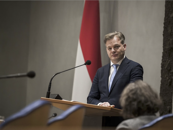 Pieter Omtzigt zwaait af in Den Haag