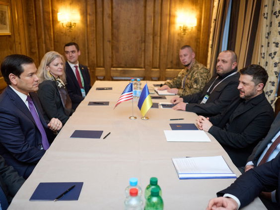 Oekraïne onder druk op het slagveld én aan tafel