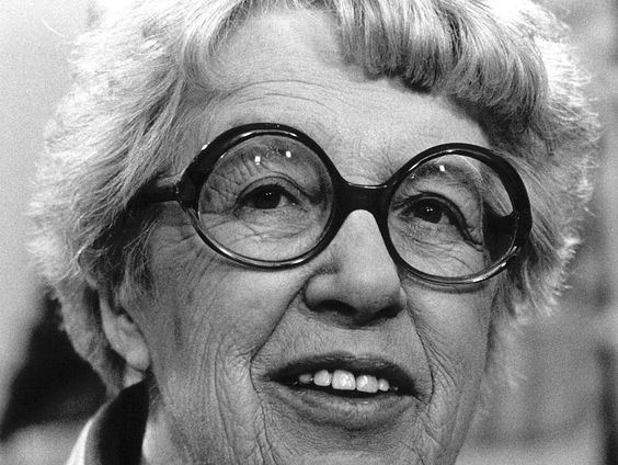 Terug naar Toen: Annie M.G. Schmidt overleden