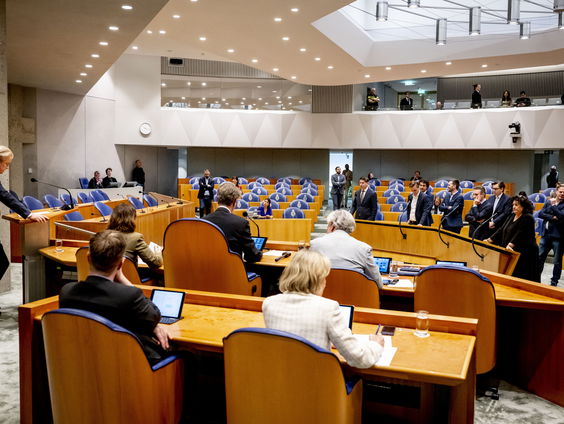 Waarom is er in Nederland sprake van democratiearmoede?