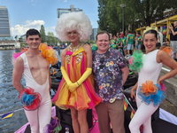 Dolly Bellefleur vaart al vanaf de 1e Canal Parade mee