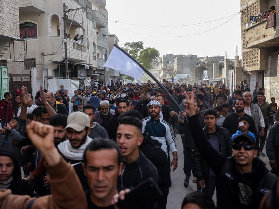 Honderden Gazanen protesteren tegen Hamas en voor vrede