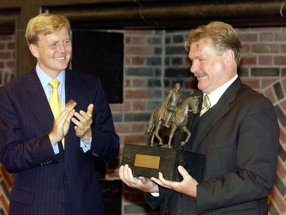 Terug naar Toen: Russische onderzeeër Koersk geborgen